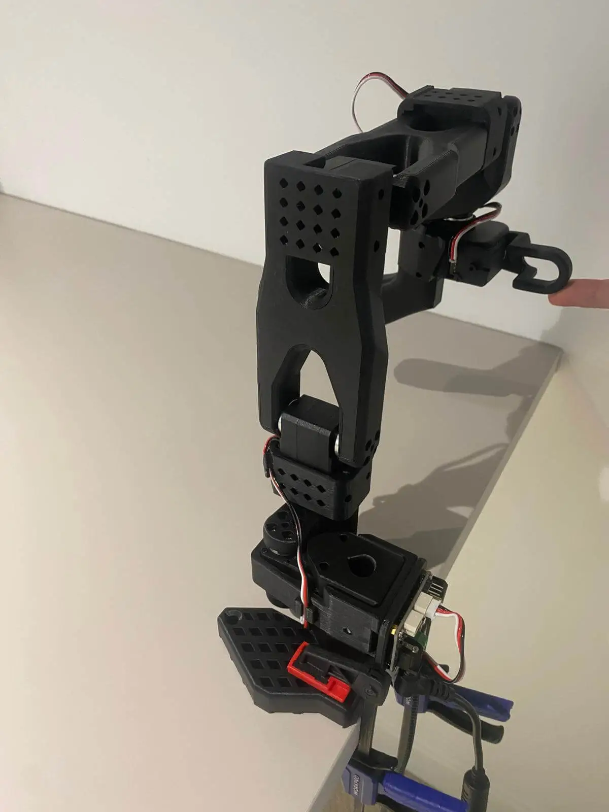 SO-101 leader arm rotated position